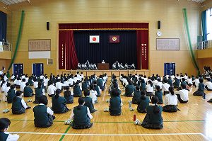 生徒会 会長選挙 新着情報 成穎中学校